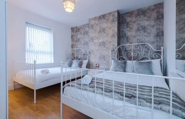 Spacious 4-Bed House Manchester - Foto 2