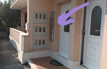 Apartman Sofia za 3 s parking blizu centra - Photo 5