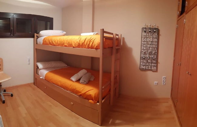 Todosierranevada Zona Baja Junto a los Telecabinas - Foto 30