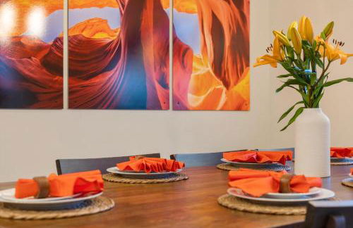 Zion Village Resort 2053 Brand New Home!! Private Pool, Hot Tub, and 35mins from Zion National Park - Foto 22