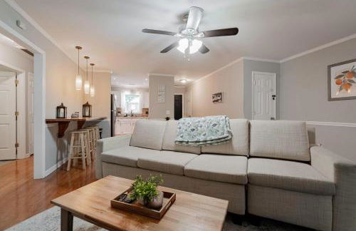 Dutch Creek Cottage- 10 mins to Lake Murray! - Foto 24