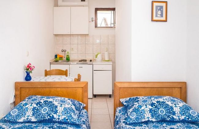 Studio Next to the Beach w Terrace and Parking - Foto 2