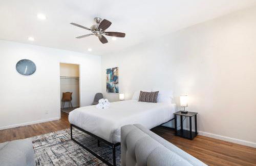 Bright Second-Floor Studio Near Beverly Hills - Foto 13