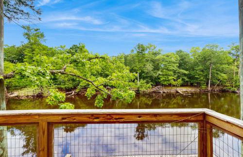 Deck and Private Dock! Waccamaw River Retreat - Photo 3