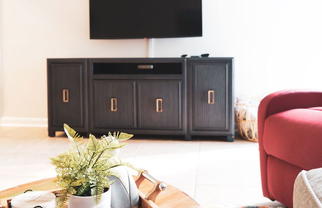 Modern Oasis - Photo 44