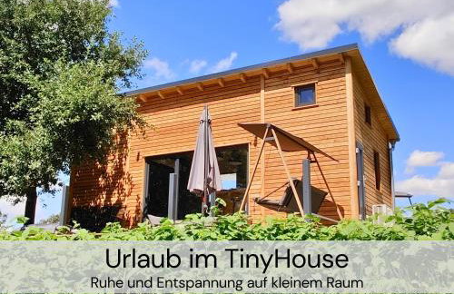 TinyHousebeiDresden mit Faßsauna unser größtes winziges Häuschen für bis zu 7 Personen, Kaminofen, große Terrasse - Nähe Sächsische Schweiz - Von Juni - September Mindestmietzeit 1 Woche Sa-Sa - Foto 4