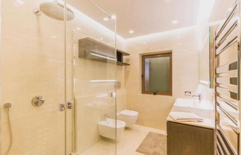 Nice Home In Fumane -Vr- - Foto 32