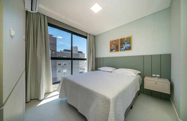 Sunny Flats - Photo 1