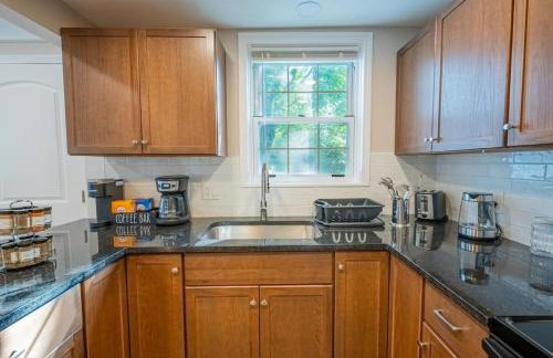 Newly Renovated Townhouse on a Tranquil Street - Foto 6