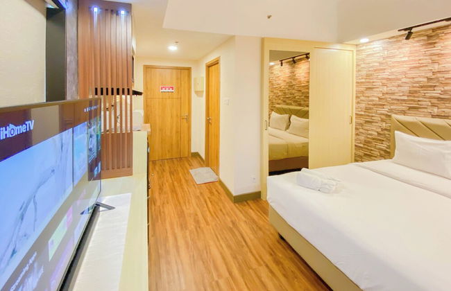 Minimalist and Cozy Studio LRT City Jatibening Apartment - Photo 4