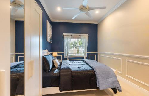 Chill & Spacious 3BR - Beaches & Backyard Fun - Foto 16