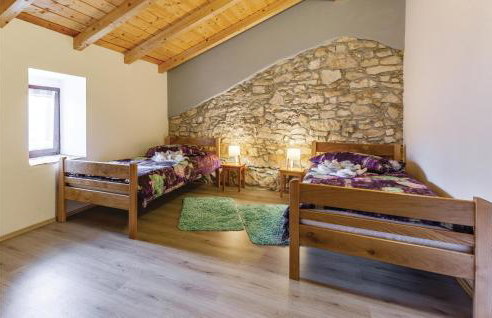 Gorgeous Home In Peruski With Wifi - Foto 15