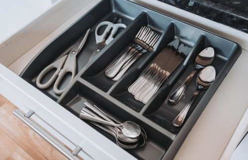 Modern & comfortable 4 bed house - Photo 40