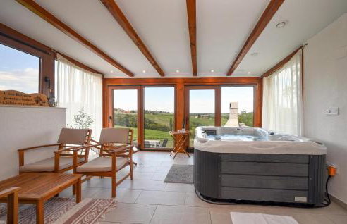 Gorgeous Home In Zelezna Gora With Wifi - Foto 6