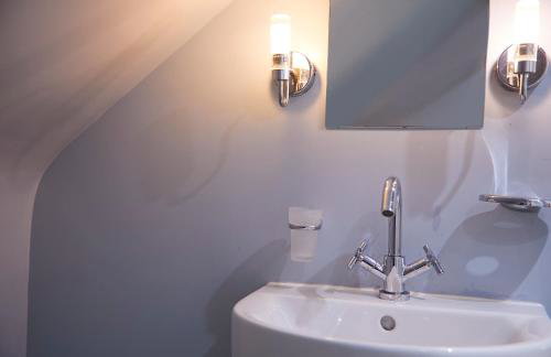 Whitby 3 Bed Coastal Stay, Scoresby Cottage - Foto 11