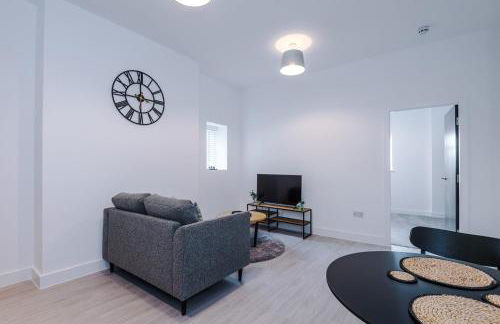 Modern 1BR Apartment in Central Warrington - Foto 13
