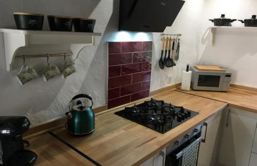 La Tuilerie Grange (Adults only gite) with two en-suite double bedrooms - Foto 7