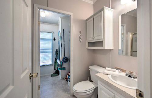 Lakefront Mabank Gem with Sunset Views Pets Welcome - Foto 14