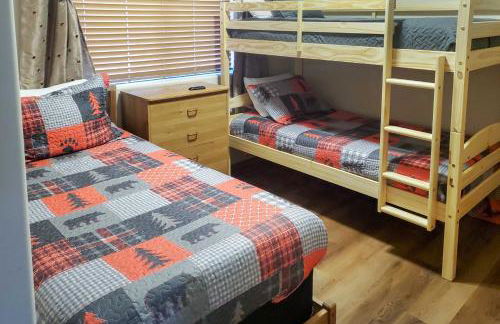 Near Lake and Trails Show Low Condo with Grill! - Foto 18