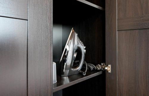 Rosengarten Apartments Fürth, Moderne Serviced Apartments in Citylage, ganze Ferienwohnung 50 m2, nahe Nürnberg, Metro, Sauna, Frühstück & Parkplatz - Foto 25