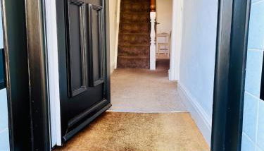 Charming End of Terrace Home with Garden - Foto 2