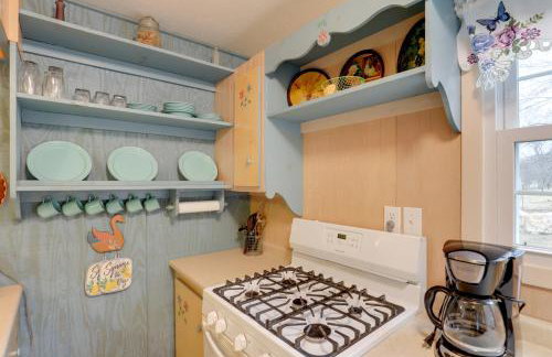 Riverside Country Cabin! Hot Springs Getaway - Foto 10