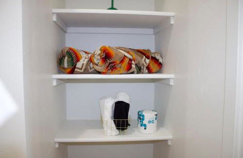 New SW Inspired Home, 9 Guests, Tesla Ready, Pet Friendly - Foto 16