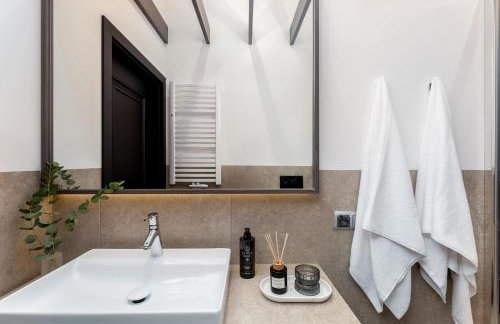 Wielopole Top Floor Apartments by Hostly - Foto 9