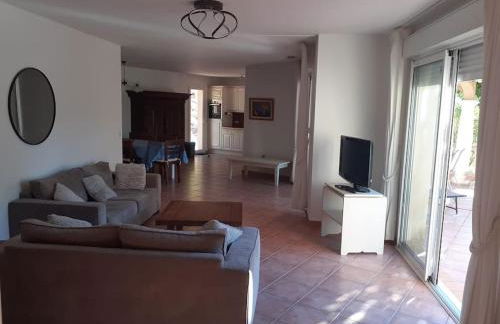 Belle villa entre garrigue et rivière - Foto 9