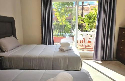 Amplia Casa en una zona ideal - Pass the Keys - Foto 9