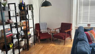 Taylor Close - Spacious Central Ferry Flat - Photo 2