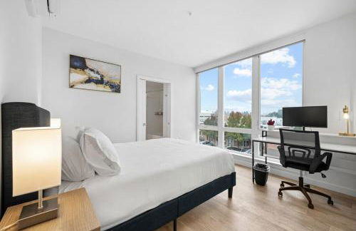 Comfy 1BD1BA Riverside Apt W QueenBdLaundryTV - Foto 4