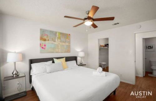 WFH in Relaxing Clarksville Townhome with Parking - Foto 10