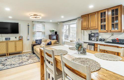 Walk to Beaches and Marina Fortescue Hideaway - Foto 11