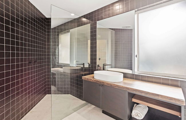 Black Shack Burleigh - Photo 12