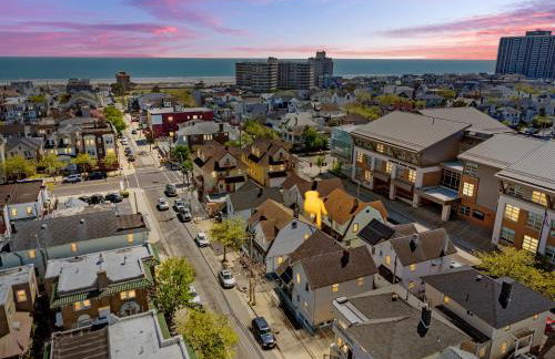 Beautifully Renovated 6BR 2BA 2 Blocks to Beach - Foto 1