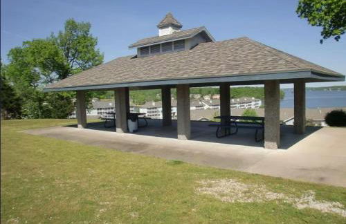 Spacious 3 BR Ozark Penthouse - Foto 15