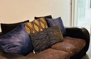 Bespoke 2 Bedroom Apt Derby City - Foto 16