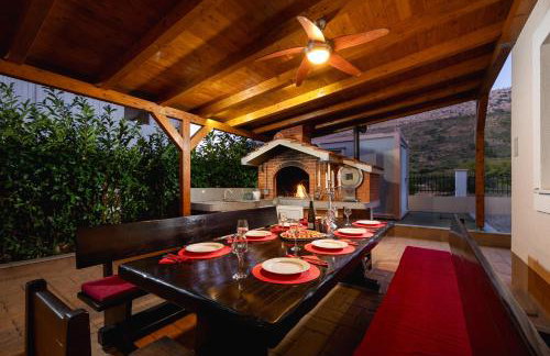 VILLA MILLA with private pool, jacuzzi, sauna, gym, max. 8 person - Photo 42