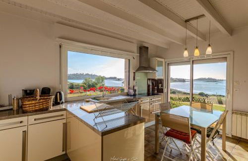 Maison pour 7 - Superbe vue mer depuis le jardin - Foto 2