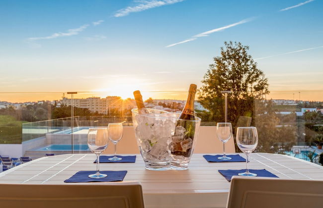 Correeira Luxury Residence T2 F - Albufeira, Pools, Wifi, Bbq, Beach - Photo 13