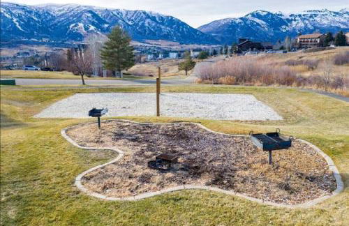 Snowcrest C304Ski Getaway Hot Tub & Theater Room - Foto 77