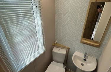 Cuckoo Lodge with Hot Tub at Brickyard Lakes - Foto 2