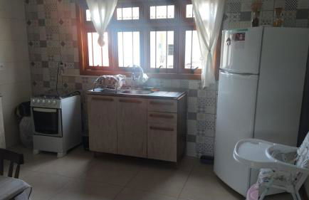 Casa até 6 pessoas, 4 colchoes, 1 cama queen, 2 banheiros - Foto 9