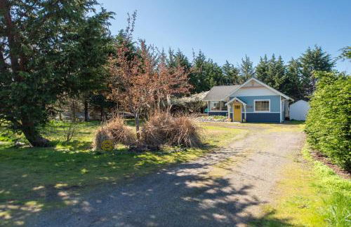 Sequim Escape with Gas Grill and Deck, Walk to Beach! - Foto 39