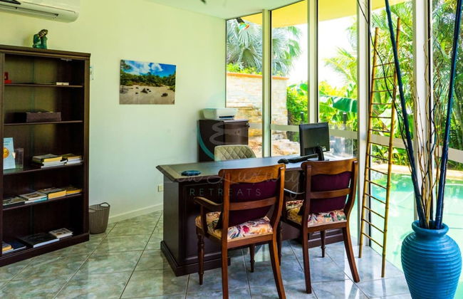 Zenhouse Retreat 5BR Homey Haven Pool Office - Foto 6