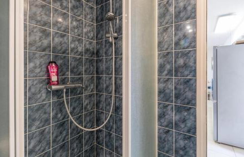 Lovely Apartment In Porec With Kitchen - Foto 27