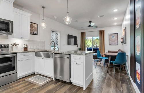 Whiskey River - Texas Music Theme in Historic Gruene, Riverfront on the Guadelupe River - Foto 24