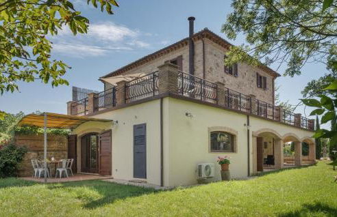 Cozy Apartment In Avigliano Umbro - Foto 15