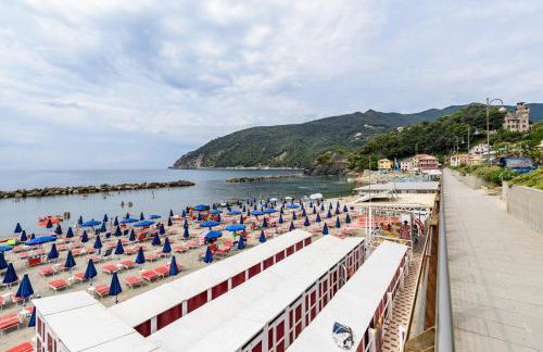 'Casa di Vivi' 300m from the beach Free Wifi Netflix - Photo 25